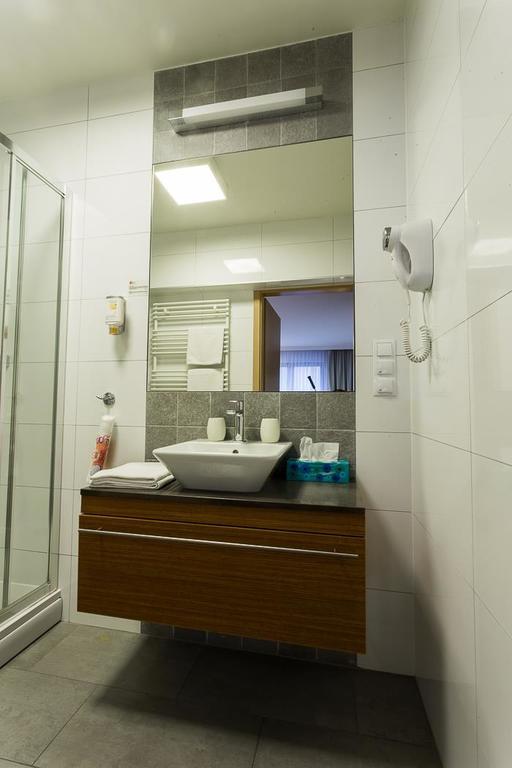 Hubska Apartments Wroclaw Oda fotoğraf